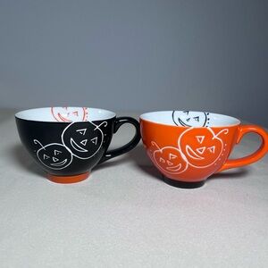 Starbucks Trick or Treat Halloween White Jack-O-Lantern Mugs Cup 2007, Set of 2‎